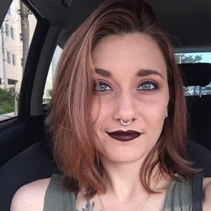 Meet your Posher, Zoe